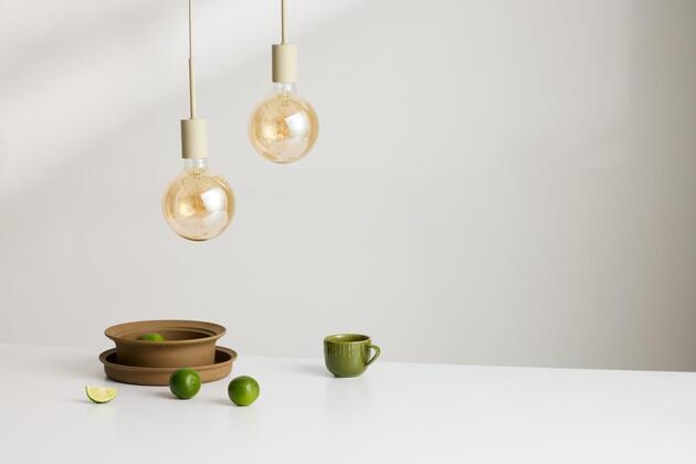 LEDVANCE závěsné svítidlo Vintage 1906 PenduLum Needle béžové 4058075833173