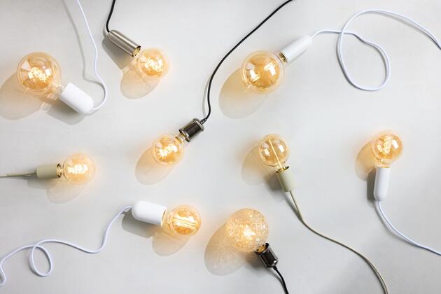 LEDVANCE závěsné svítidlo Vintage 1906 PenduLum Needle béžové 4058075833173