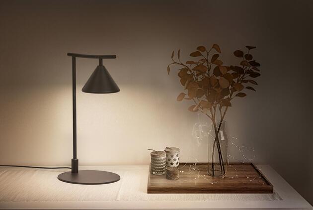 LEDVANCE LED stolní lampa Fuji 5W 930 černá 4058075841789