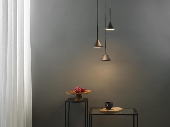 LEDVANCE LED závěsné svítidlo Fuji 13W 930 černé 4058075841840