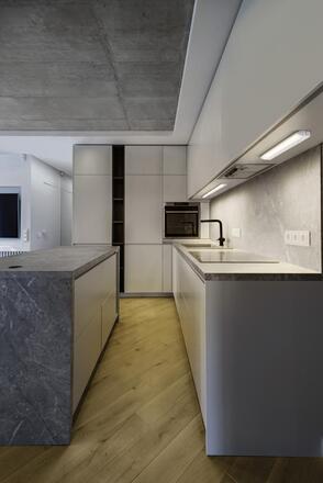 LEDVANCE LED kuchyňské svítidlo Linear Turn Connect 35cm CCT DIM bílé 4058075842380