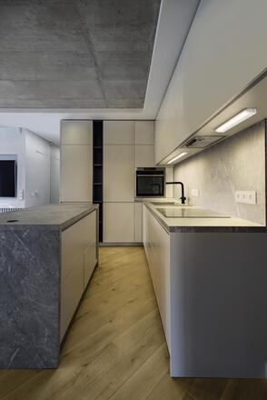 LEDVANCE LED kuchyňské svítidlo Linear Turn Connect 35cm CCT DIM bílé 4058075842380