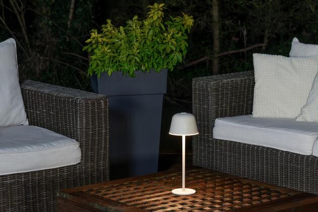 LEDVANCE LED venkovní stolní lampa Endura Style CCT USB béžová 4099854185342