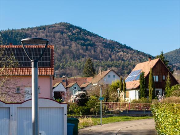 LEDVANCE LED svítidlo veřejného osvětlení URB LTRN V 29W SYM PS 822-827 IP66 BK 4099854287633