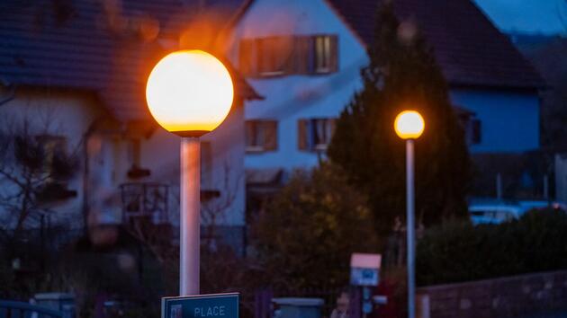 LEDVANCE LED svítidlo veřejného osvětlení URB LTRN V 29W ASYM PS 822-827 IP66 GY 4099854287640