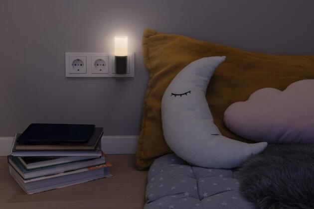 LEDVANCE noční světlo Lunetta Flare 0,2 W 3000 K senzor černé