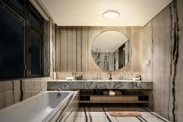 LEDVANCE LED stropní svítidlo do koupelny Bathroom 18 W 220-240 V 300 mm IP44 CCT chrom