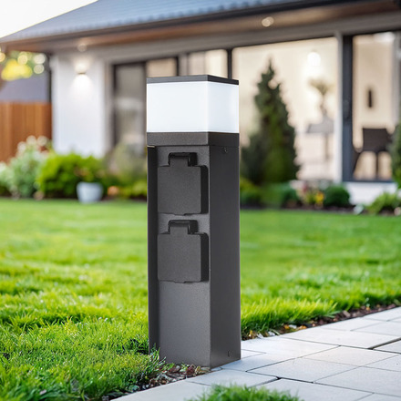 Solight zahradní sloupek IP44 s osvětlením, hliník, 2 zásuvky, černý PG13B