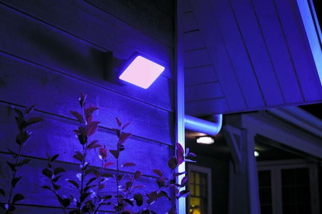 Hue LED White and Color Ambiance Venkovní nástěnné svítidlo Philips Discover 17435/30/P7 černé 2200K-6500K RGB