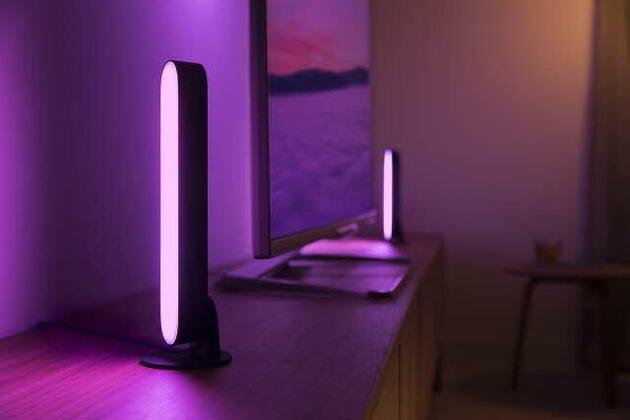 Hue LED White and Color Ambiance Stolní svítidlo Philips Play základní set 78201/30/P7 černý 2200K-6500K RGB
