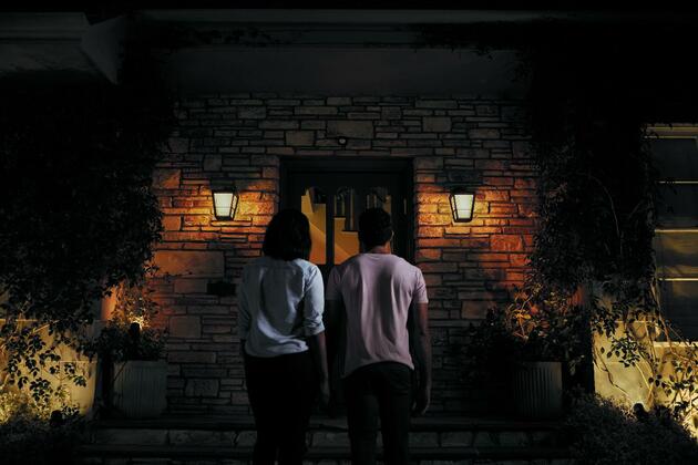 Philips HUE venkovní bezdrátové pohybové čidlo 160° 12m IP54 2xAA černé