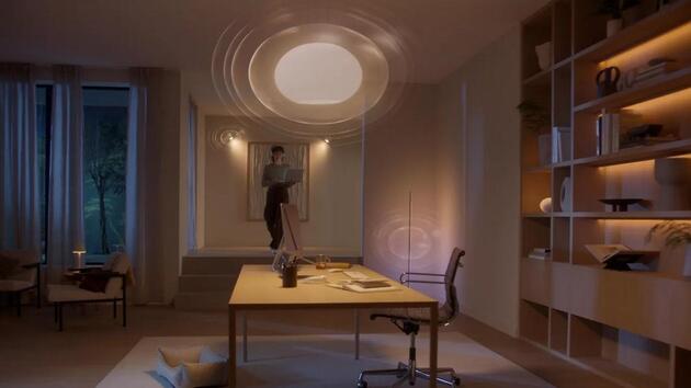 Philips Hue Bridge Pro centrální hub Wi-Fi/Zigbee/Bluetooth/Matter, pro 150 světel