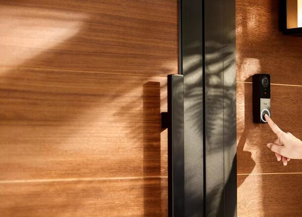 Philips Hue Secure sada zabezpečeného kabelového videozvonku, 12V, Zigbee/Bluetooth