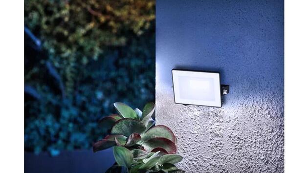 Philips Lois flood BL 10W 50K HV Venkovní reflektor LED 10W 950lm 5000K IP65, černý