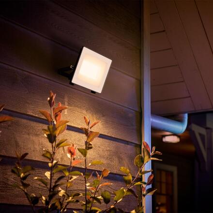 Philips Lois UltraEfficient venkovní LED reflektor Flood Light 14W 2600lm 3000K IP65, antracitový