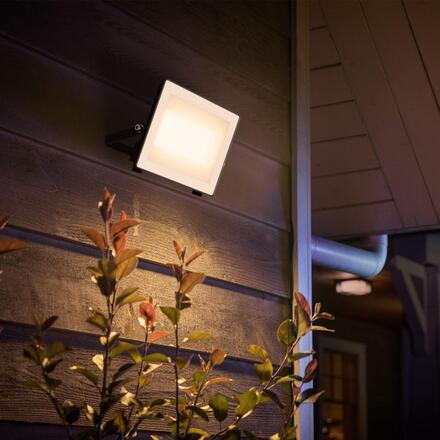 Philips Lois UltraEfficient venkovní LED reflektor Flood Light 24W 4450lm 3000K IP65, antracitový
