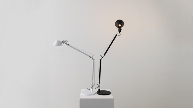 Artemide stolní/nástěnná/stojací LED lampa Tolomeo 8 W 2700K stmívatelná hliník bez podstavce