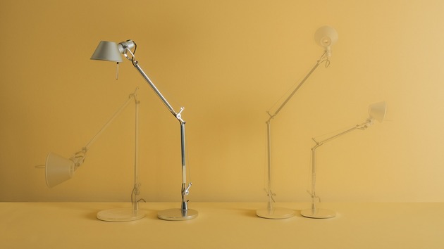Artemide stolní LED lampa Tolomeo Mini 8 W 2700K stmívatelná s čidlem pohybu bez podstavce