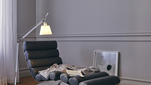 Artemide stojací lampa Tolomeo Basculante Reading Floor E27 satin 7,5 W 220-240 V bez podstavce