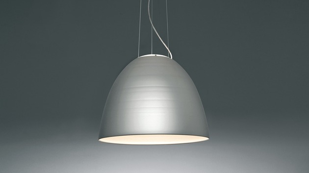 Artemide závěsné svítidlo Nur LED 45 W 220-240 V stmívatelné APP 2700K anodizovaný hliník
