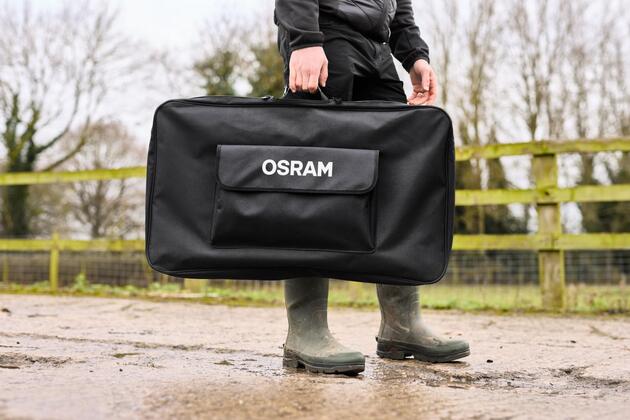 OSRAM BATTERYcharge SOLAR solární panel 100W 4,92A (20.22V) 1ks OHPS100