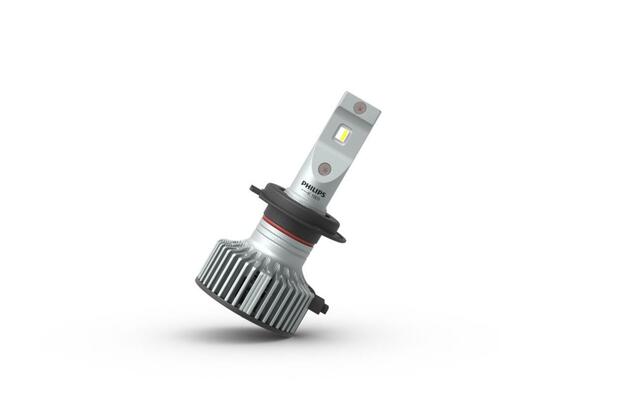 Philips H7 12V 17W Ultinon Pro6000 LED 5800K homologace SK, DE, AT Standard 2ks 11972U60SX2