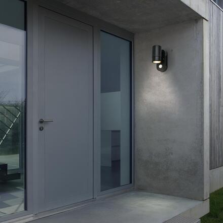 BRILONER LED nástěnné svítidlo, pohybové čidlo, voděodolné a prachotěsné 3789015