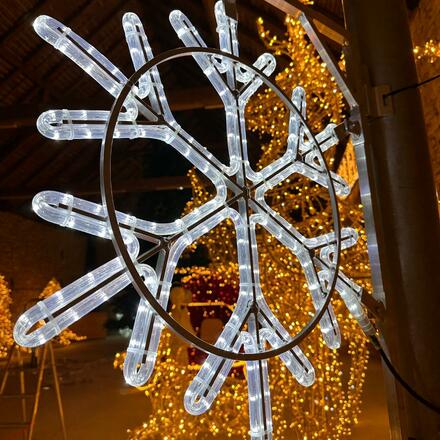 DECOLED LED světelná vločka na VO, pr. 80 cm, ledově bílá