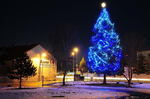 LED světelný řetěz 5m, IP67, modrá, 50 diod