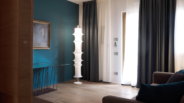 Artemide stojací lampa Falkland E27 max. 8 W Design Collection