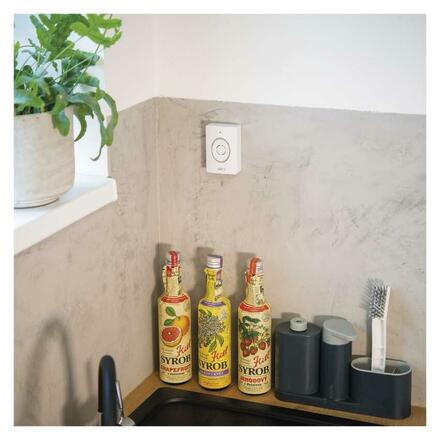 EMOS GoSmart Domovní bezdrátový bateriový videozvonek IP-09D s Wi-Fi a solárním panelem H4030