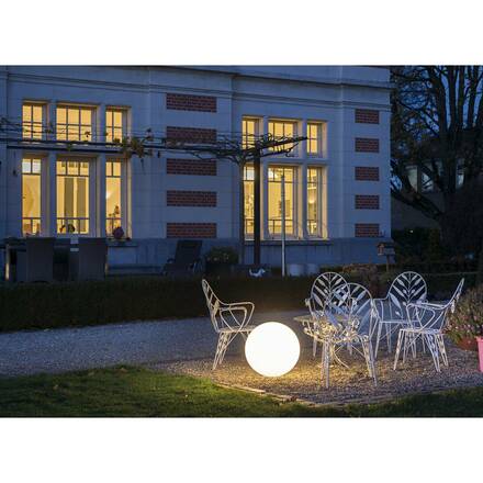 BIG WHITE ROTOBALL FLOOR 50, venkovní stojací lampa, TC-(D,H,T,Q)SE, IP44, koule, bílá, pr. 50 cm, max. 24 W 227221