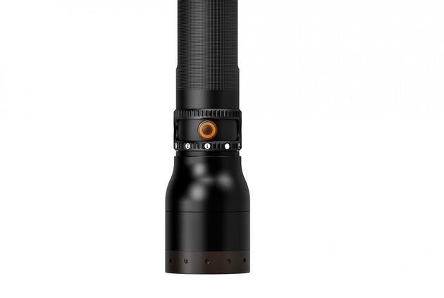 LEDLENSER P17R CORE