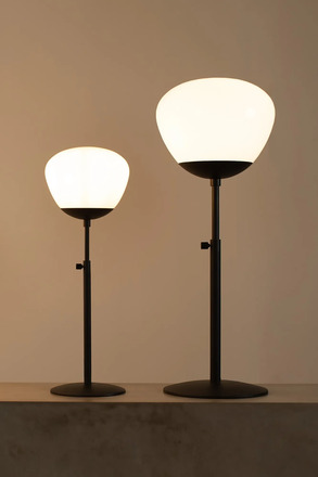 Markslöjd stolní lampa Rise černá velká