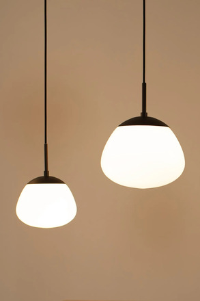 Markslöjd Rise závěsné svítidlo černé