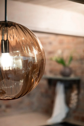 Markslöjd Fengari závěsné svítidlo jantarové