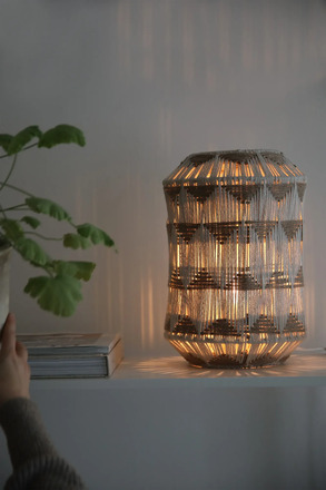 Markslöjd stolní lampa Ano béžová