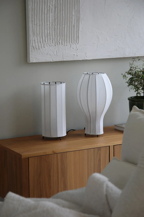 Markslöjd stolní lampa Hikari bílá