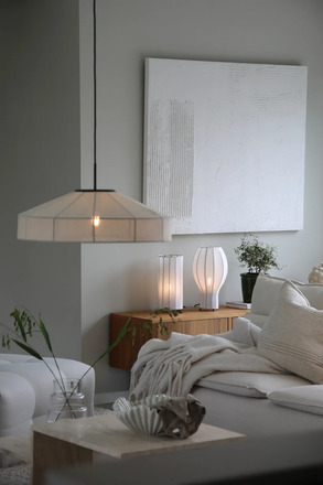 Markslöjd stolní lampa Hikari bílá