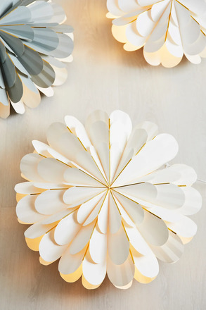 Markslöjd Marigold bílá závěsná hvězda 60 cm