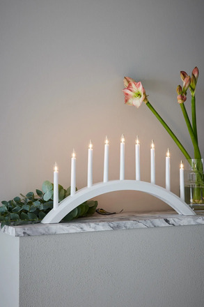 Markslöjd Avento bílý svícen 9 žárovek