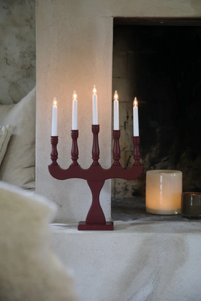 Markslöjd Svaneholm adventní červený svícen 5 žárovek