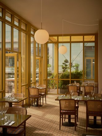 NORDLUX závěsné svítídlo Grant 35 25W E27 mosaz opál 2010573035