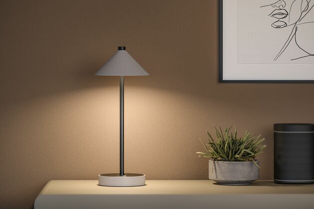 PAULMANN Mobilní stolní lampa Pellini CCT 2W černá mat/béžová