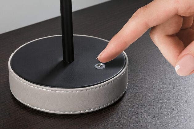 PAULMANN Mobilní stolní lampa Pellini CCT 2W černá mat/béžová