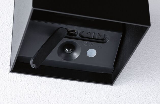 PAULMANN LED nabíjecí nástěnné svítidlo Nyara IP44 3000K 100x100mm 2x1W černá