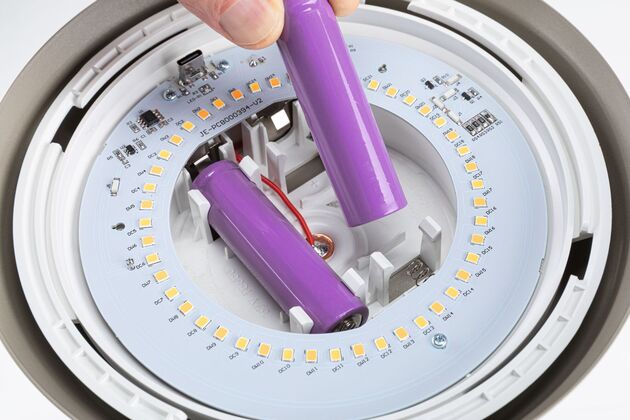 PAULMANN Nabíjecí bateriové svítidlo Lirox IP44 CCT šampaň/černá