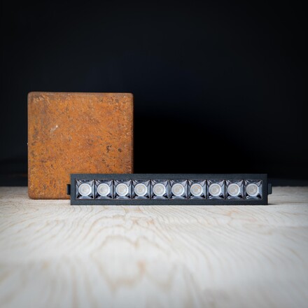 SLC vestavné LED svítidlo PIXEL 10x 25 W 220-240 V 2700 K stmívatelné 36° Ra90 černé