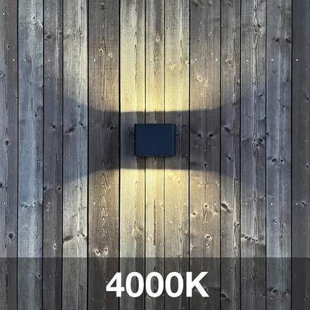 SLC venkovní nástěnné LED svítidlo Shadow se zásuvkami 787lm 2700/3000/4000K stmívatelné černé IP65