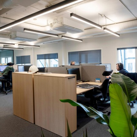 SLC LED svítidlo Click 1120 černé 4068lm 3000/4000K Ra90 DALI IP20